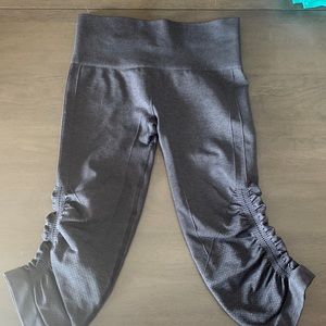 Lululemon crop leggings